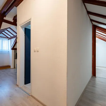 Bed and Breakfast Blanc Pucisca