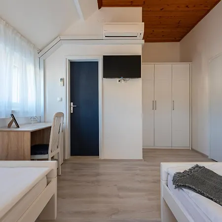 Blanc Gasthof Pucisca