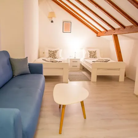 Blanc Gæstehus Pucisca